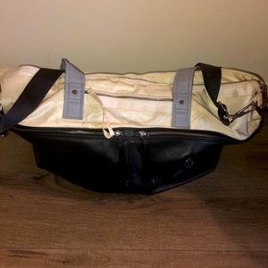 Lululemon big duffel